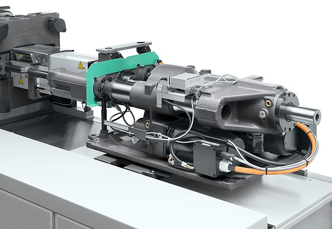 Arburg: injection molding machine, plastic injection molding