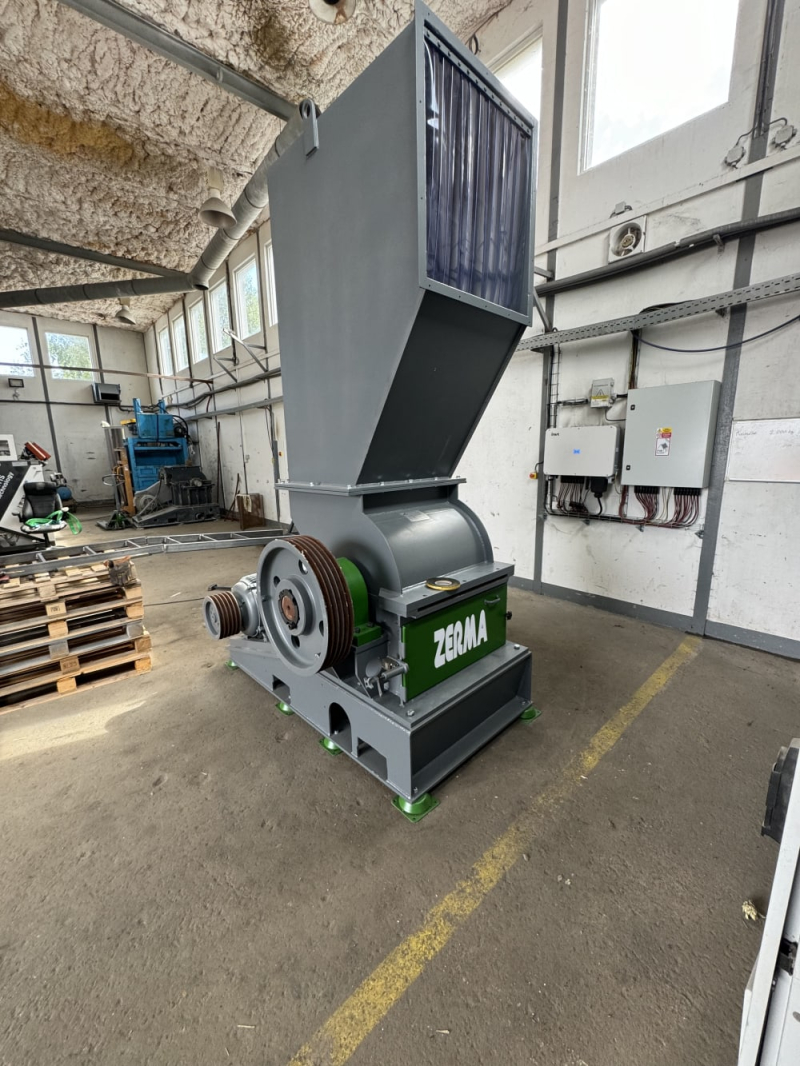 Knife mill after total renovation - 45kw