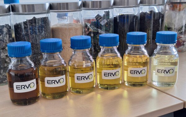 Plastic gold: Chemical recycling in practice - new oil from waste